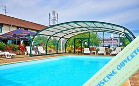 Contact Hotel Arc-En-Ciel - Renove